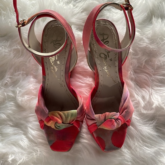 Alice and Olivia Wedges - Picture 2 of 11